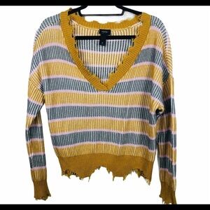 Day trip women’s Yellow‎ and blue striped sweater M